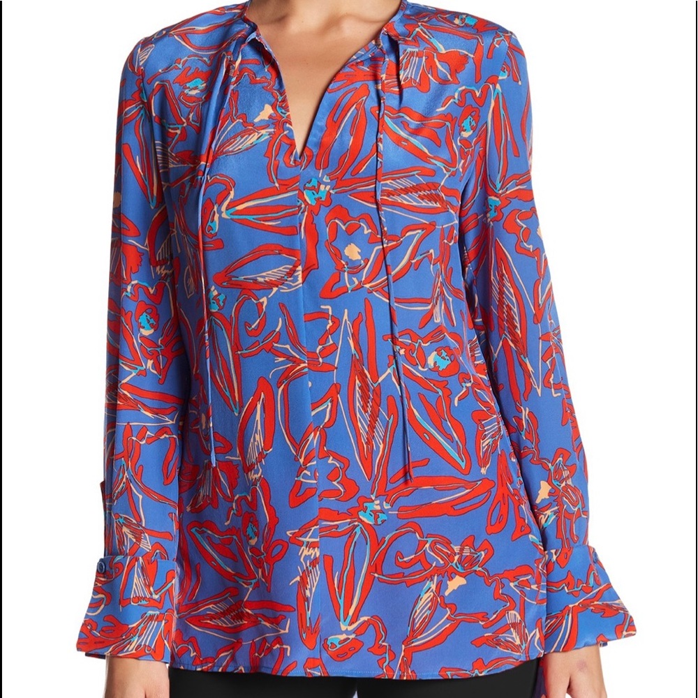 Diane von furstenberg 100 % silk blouse